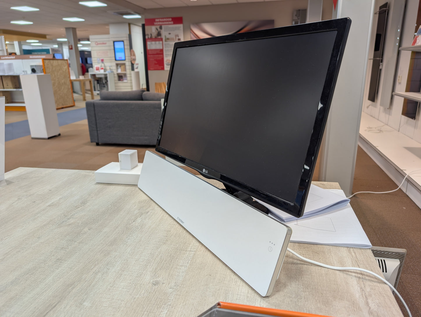 Etherma Lava Desk Top 50W