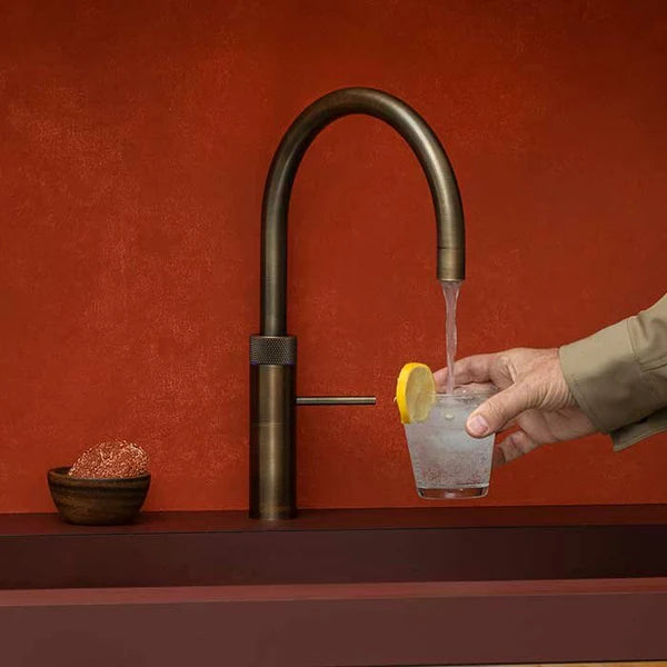 Quooker Fusion round met bruiswater door cube 
