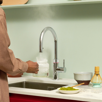 Flex Round Quooker kokendwaterkraan chroom in moderne keuken