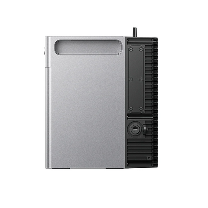 Zijaanzicht van de Zendure SolarFlow 2400 AC+ met ventilatierooster