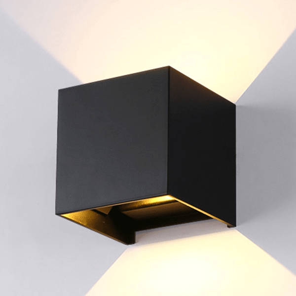 Buitenlamp Cube | Lichtspreiding instelbaar | 2 x 3 watt | 3000K modern warm wit | IP54 | Mat zwart